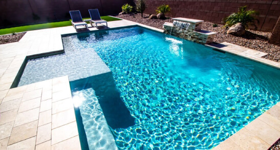 swimming pools builder in San Antonio